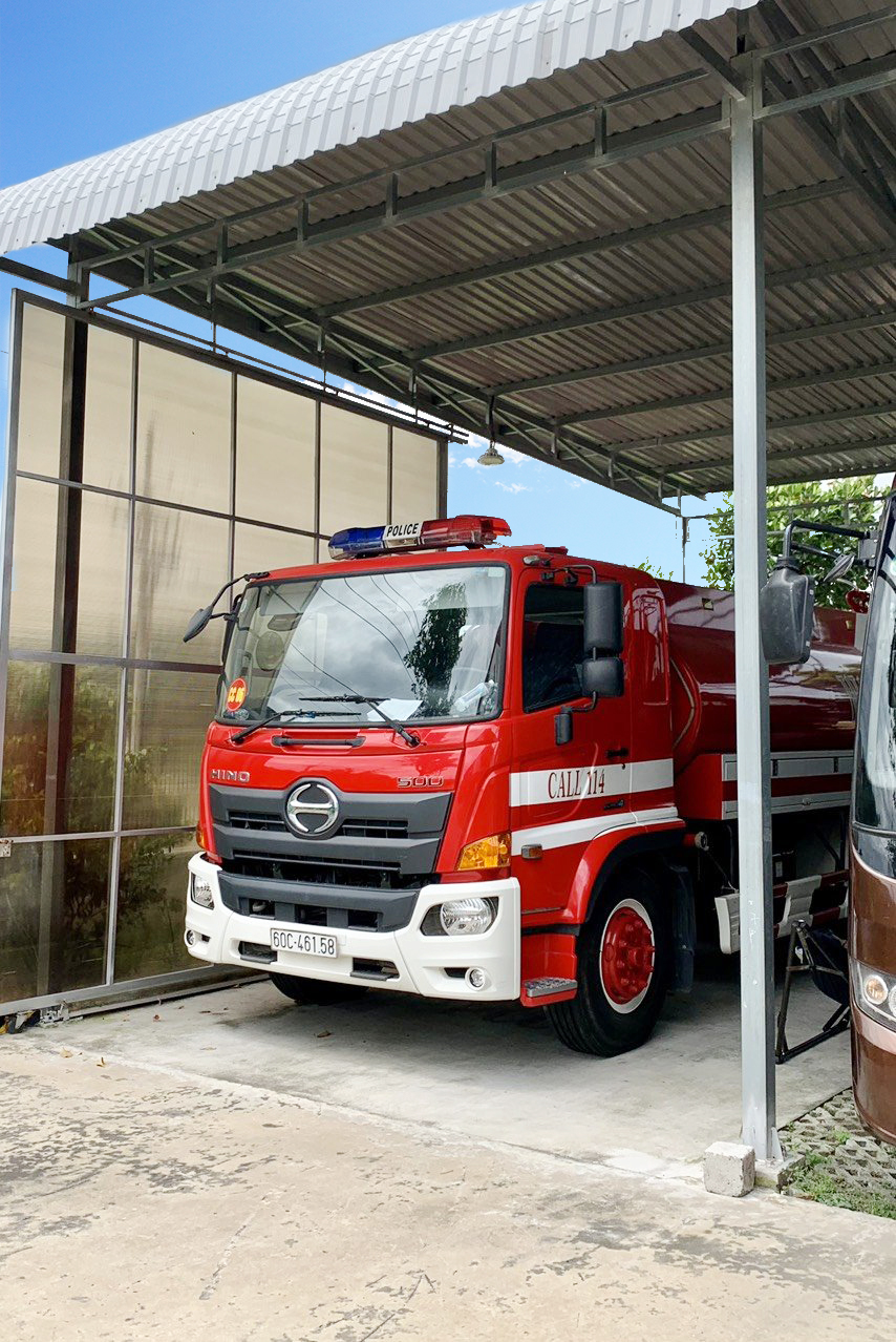 Xe cứu hỏa nhà xưởng