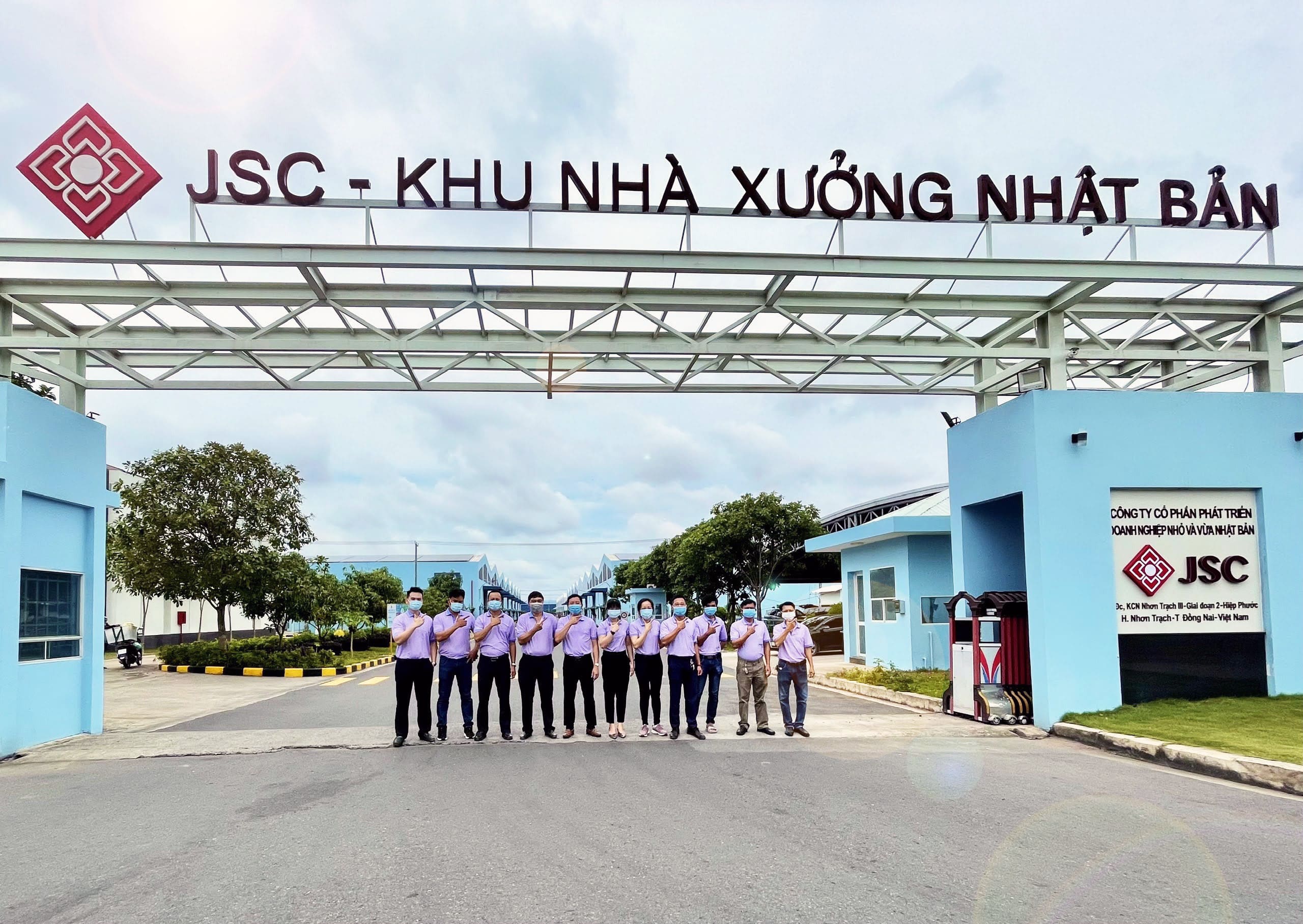 thuê nhà xưởng để sử dụng làm kho chứa hàng